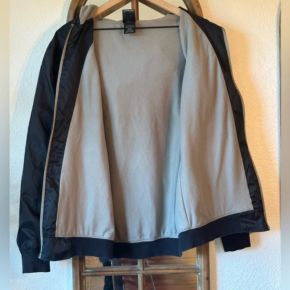 Santa Cruz Skateboards Black Windbreaker Hoodie Jacket Small Zip Up Streetwear